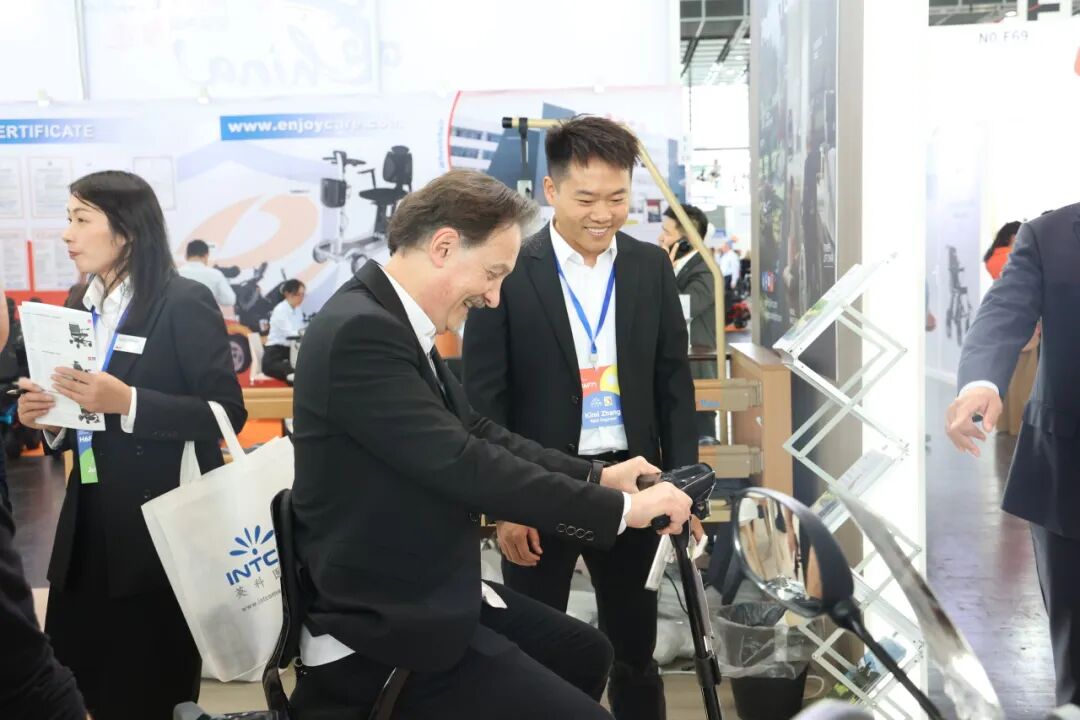 比分365医疗亮相德国REHACARE2025 展示康养器械全系列创新移动解决规划